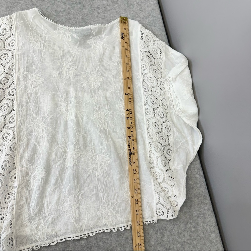 PAPILLON White Embroidered Batwing Sleeve Blouse w Crochet Detailing sz M - Picture 9 of 10